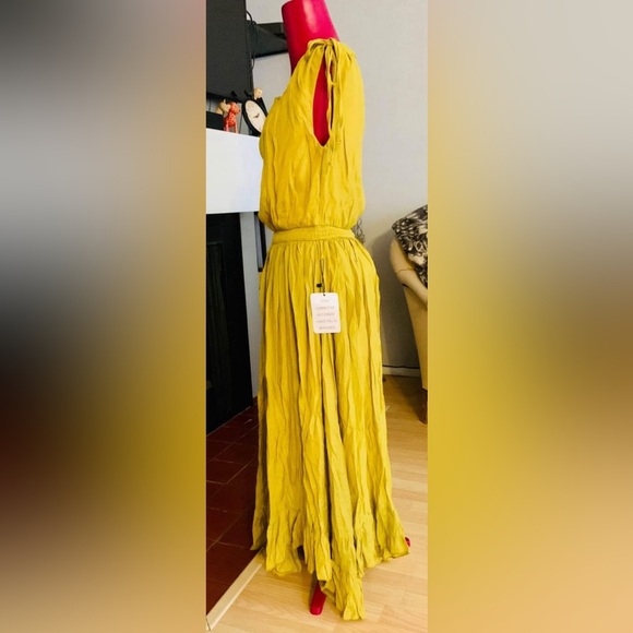 Gia Joyfolie Dress in Chartreuse Mustard - Picture 5 of 8